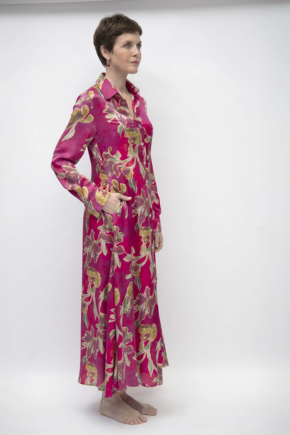 AB121-ABITO SRI ABS RED FLOWER