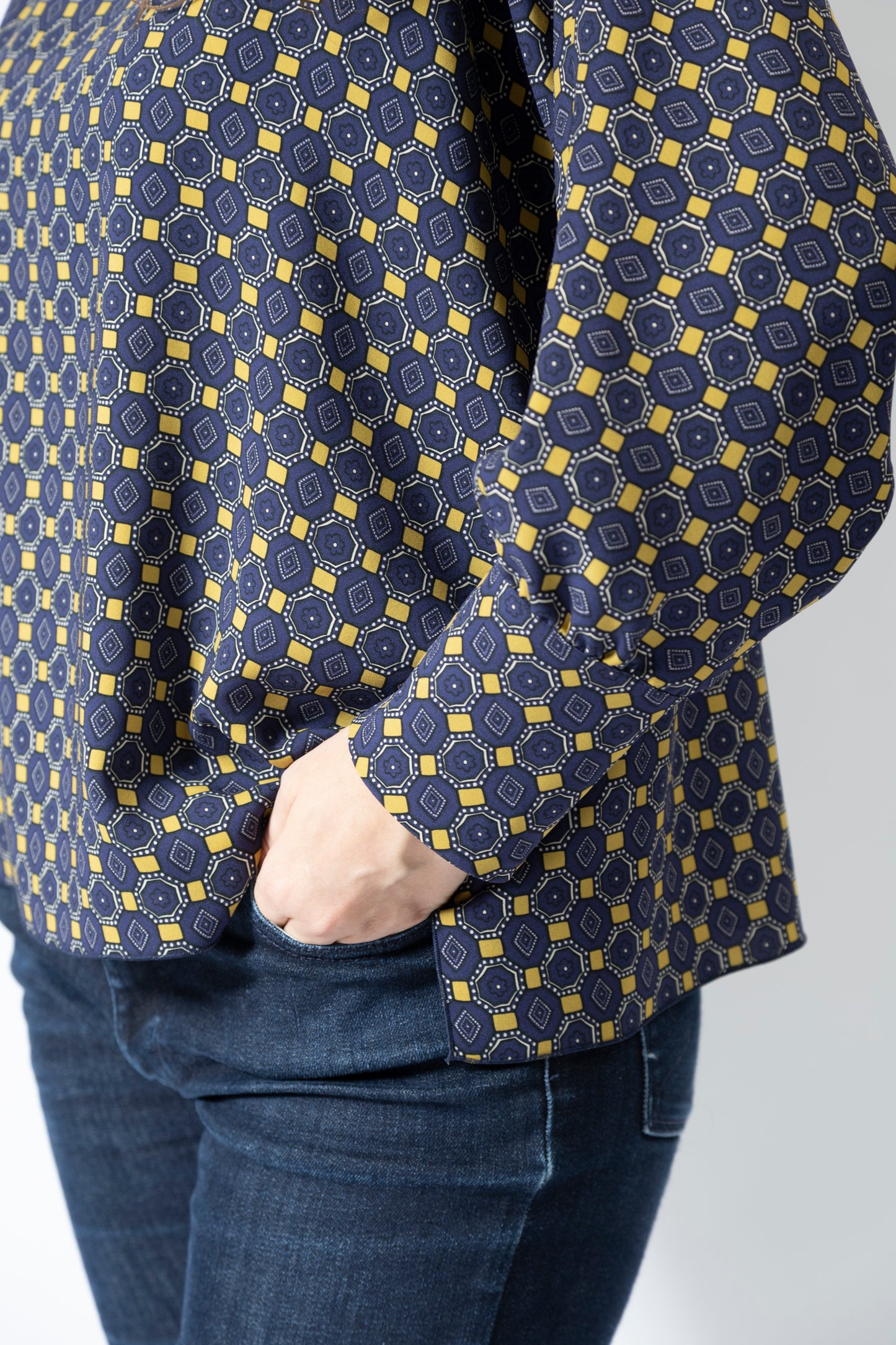 CA050-CSS MAHIA SHIRT